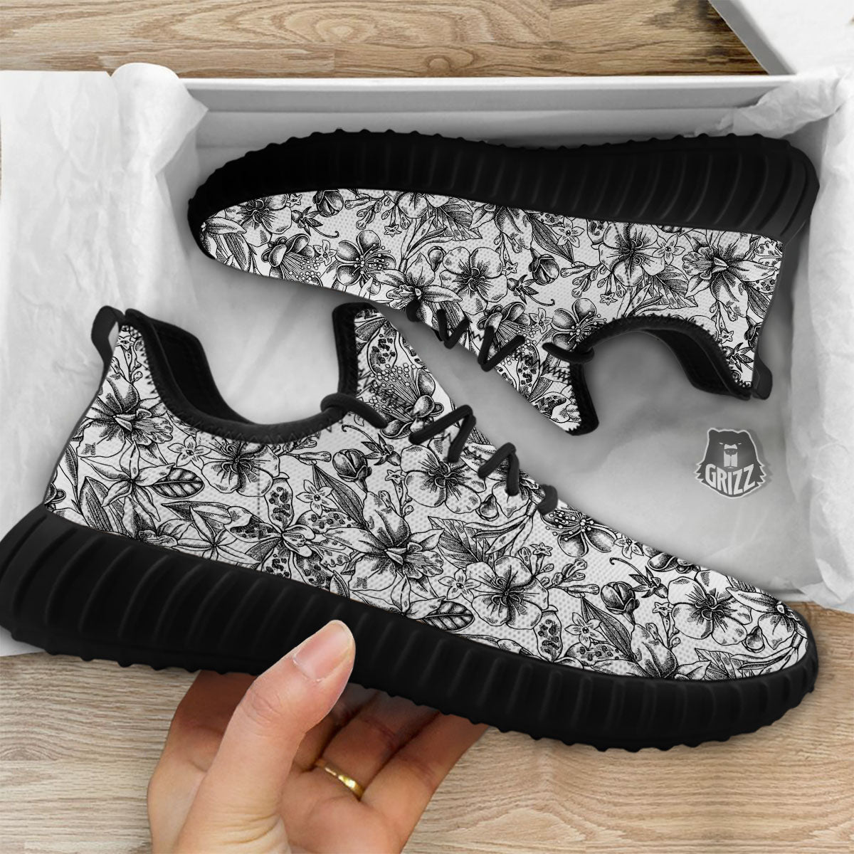 Cattleya White And Black Print Pattern Black Walking Shoes-grizzshop