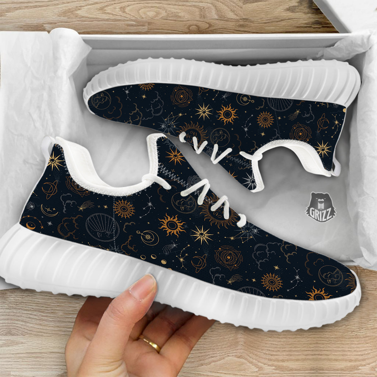 Celestial Vintage Print Pattern White Walking Shoes-grizzshop