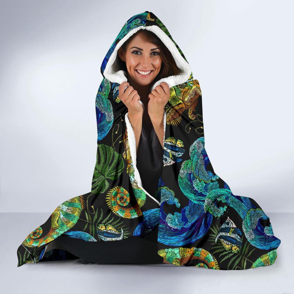 Chameleon Pattern Print Hooded Blanket-grizzshop