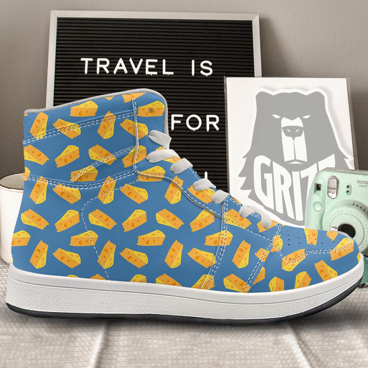 Cheese Slice Print Pattern High Top Sneakers-grizzshop