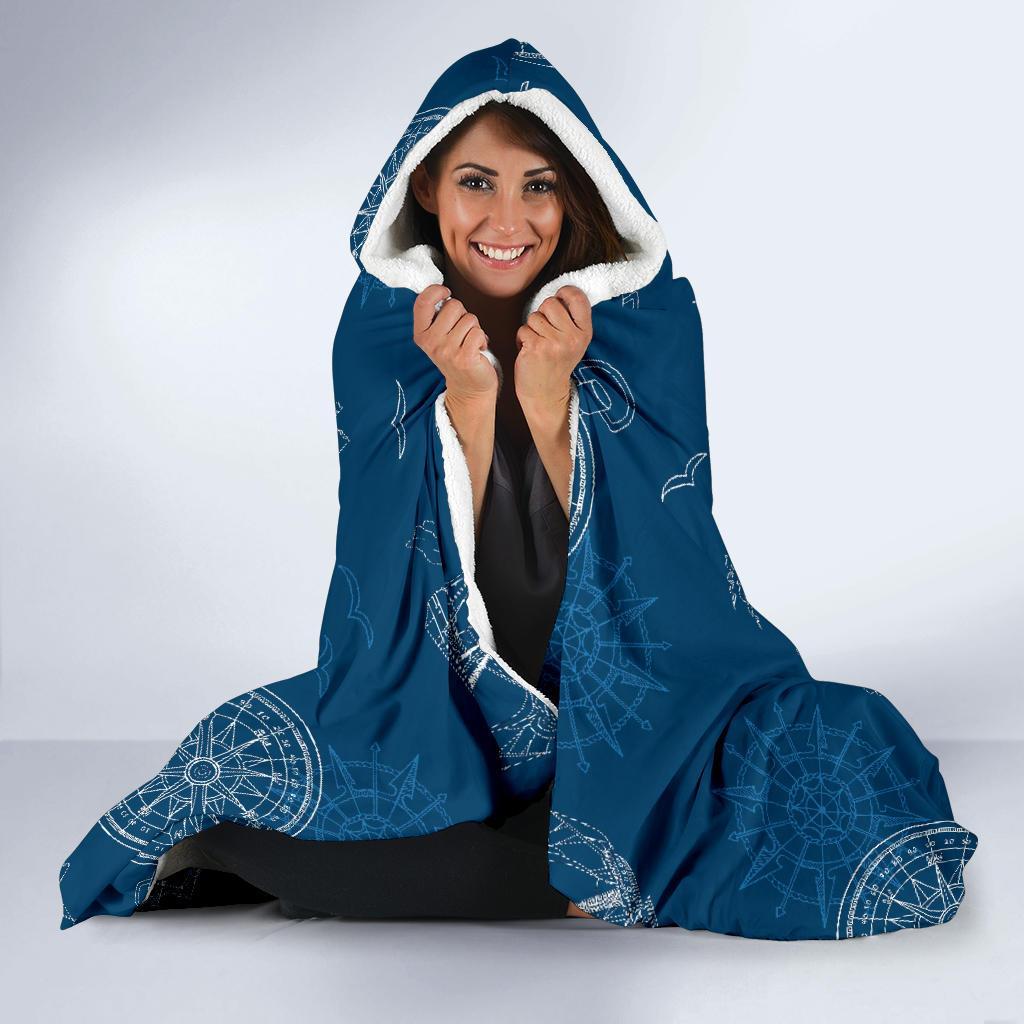 Compass Direction Pattern Print Hooded Blanket-grizzshop