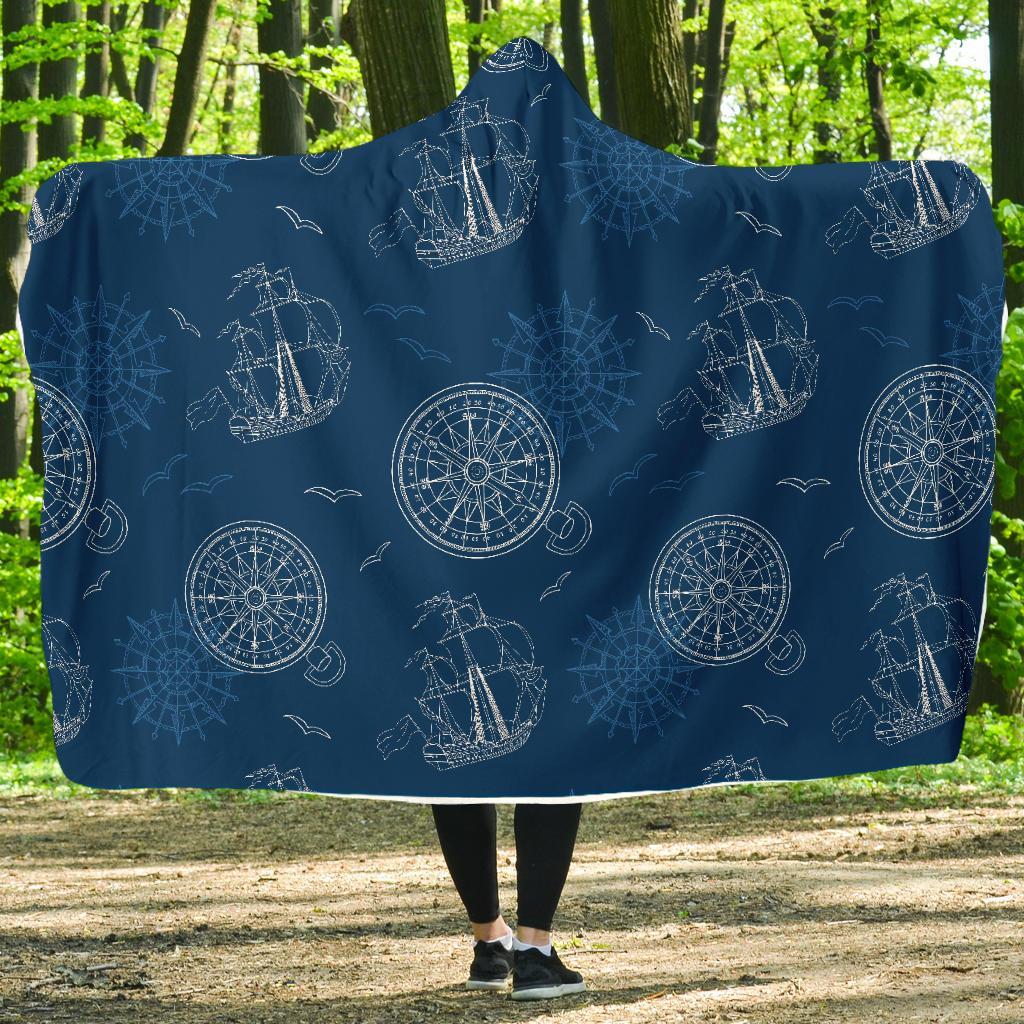 Compass Direction Pattern Print Hooded Blanket-grizzshop