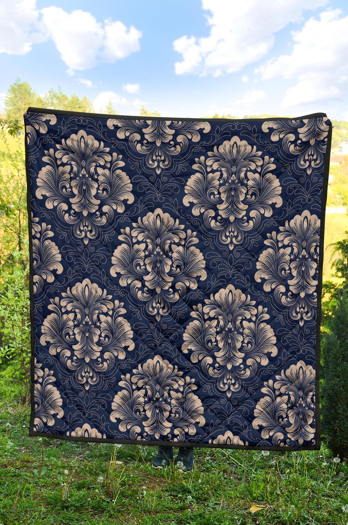 Damask Pattern Print Quilt-grizzshop