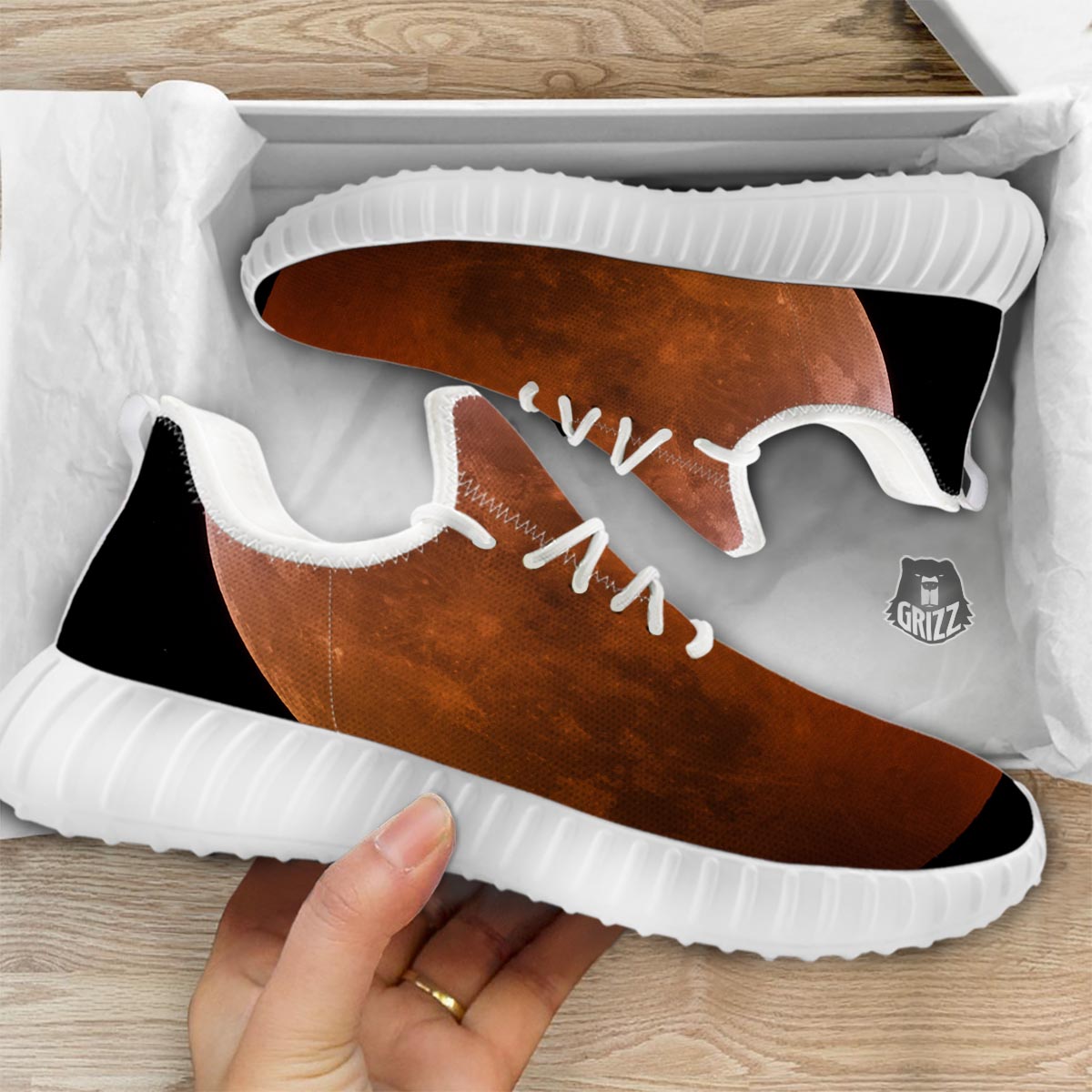 Eclipse Total Lunar Print White Walking Shoes-grizzshop