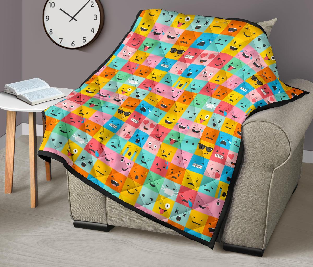 Emoji Pattern Print Quilt-grizzshop
