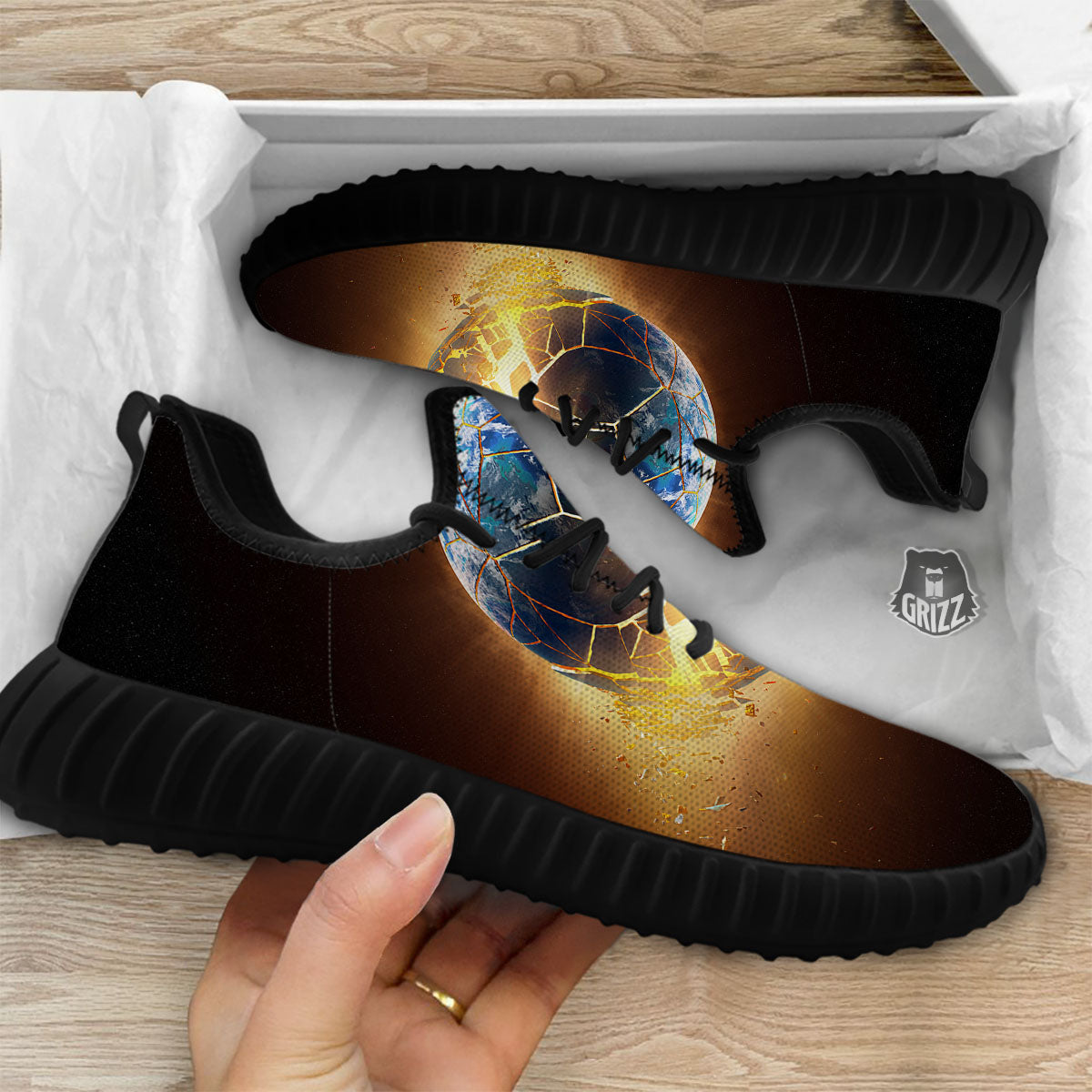 End Of The Earth Print Black Walking Shoes-grizzshop