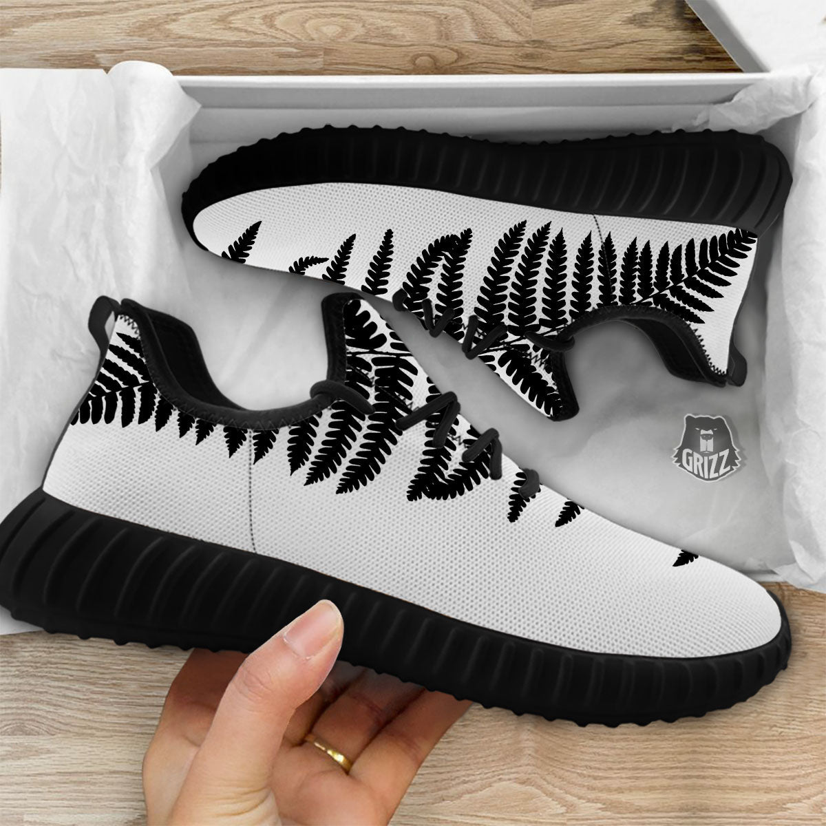 Fern Leaf White And Black Print Black Walking Shoes-grizzshop