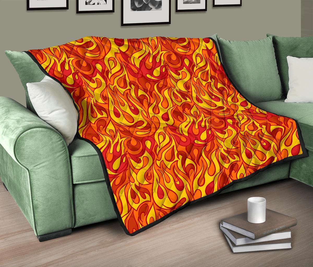 Flame Fire Print Pattern Quilt-grizzshop
