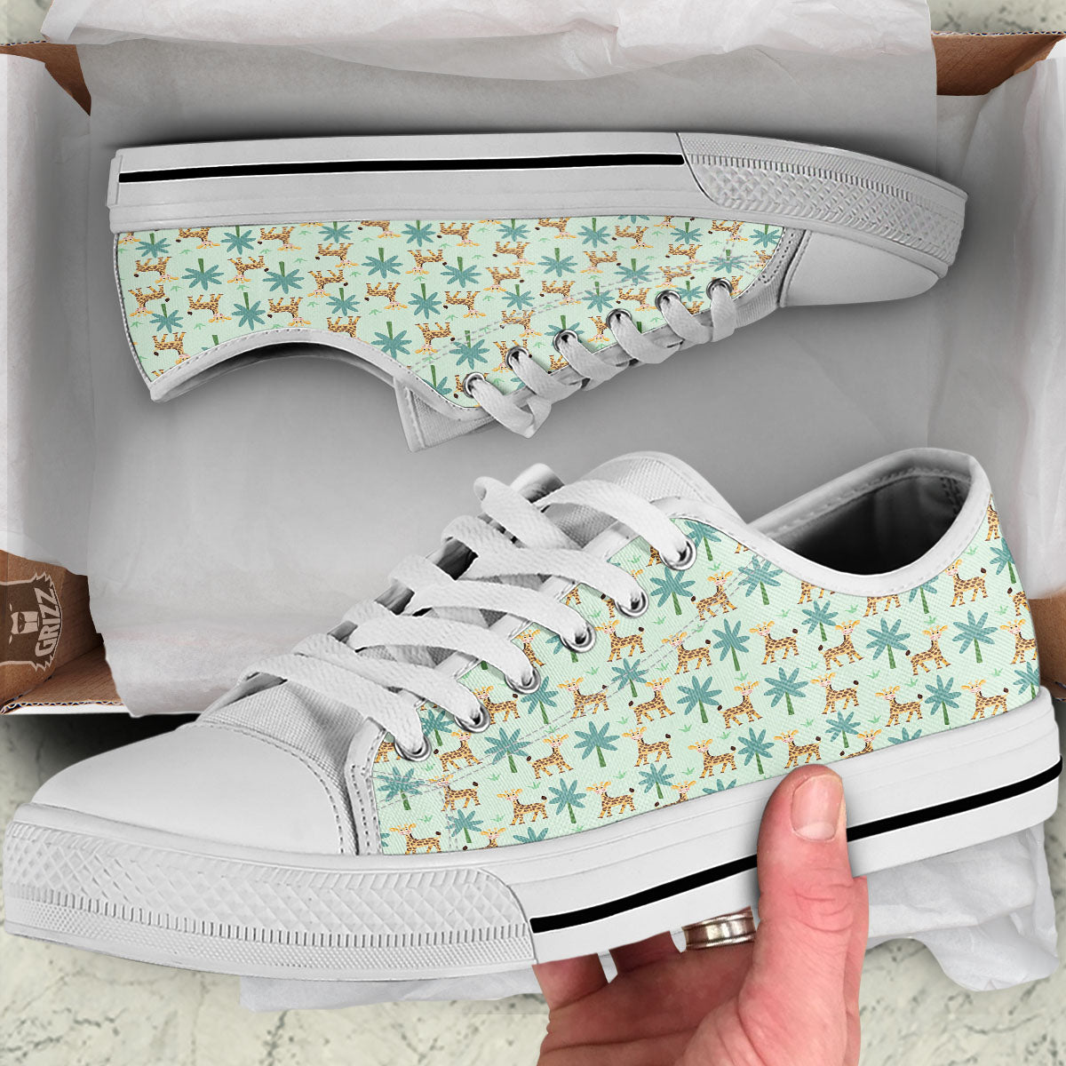 Giraffe Cartoon Print Pattern White Low Top Shoes-grizzshop