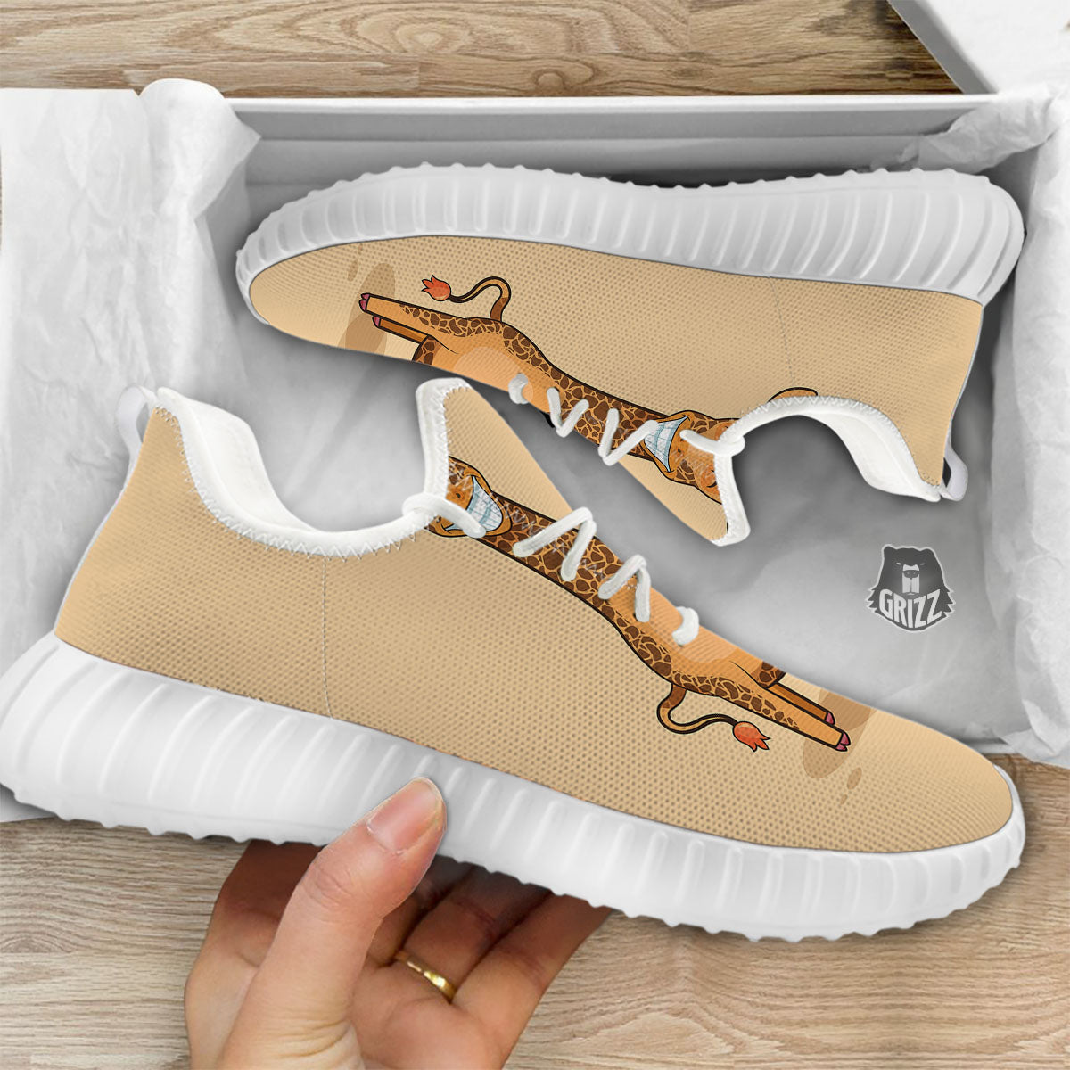 Giraffe Smiley Face Print White Walking Shoes-grizzshop