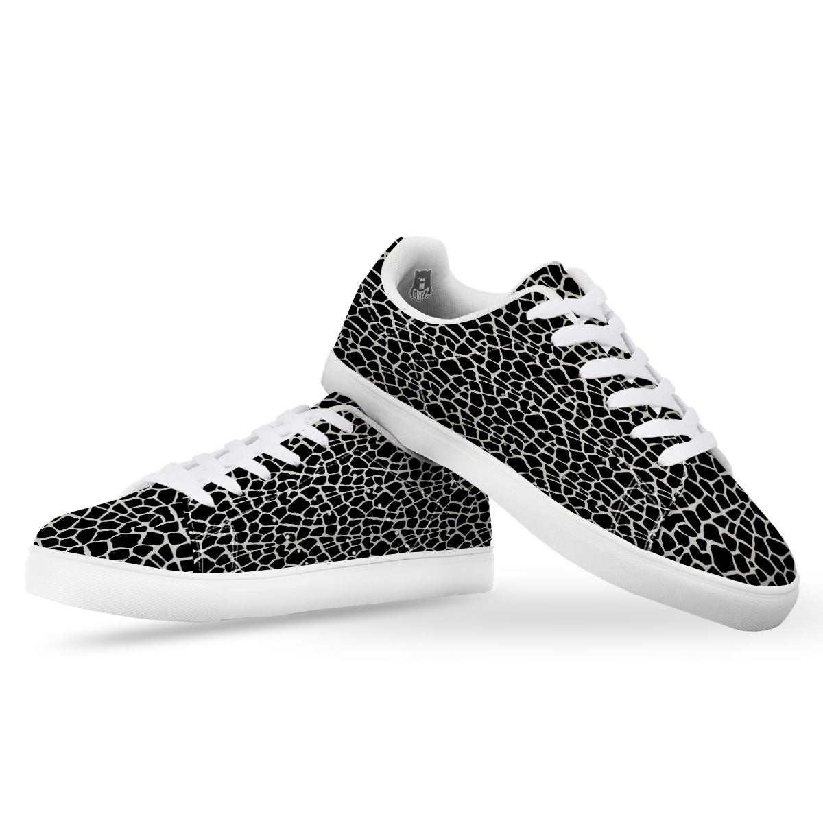 Giraffe White And Black Print Pattern White Low Top Sneakers-grizzshop