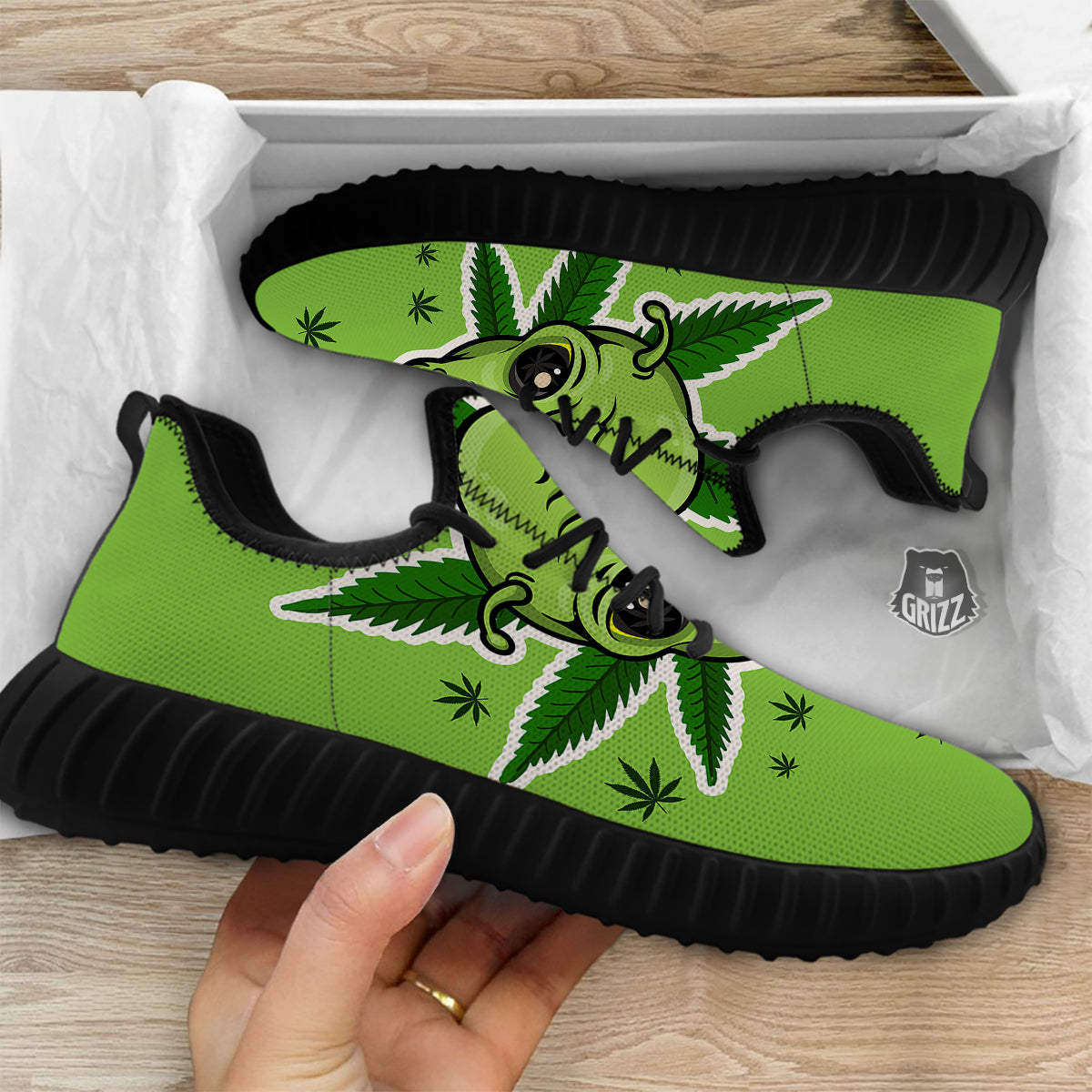Green Alien Smoking Print Black Walking Shoes-grizzshop