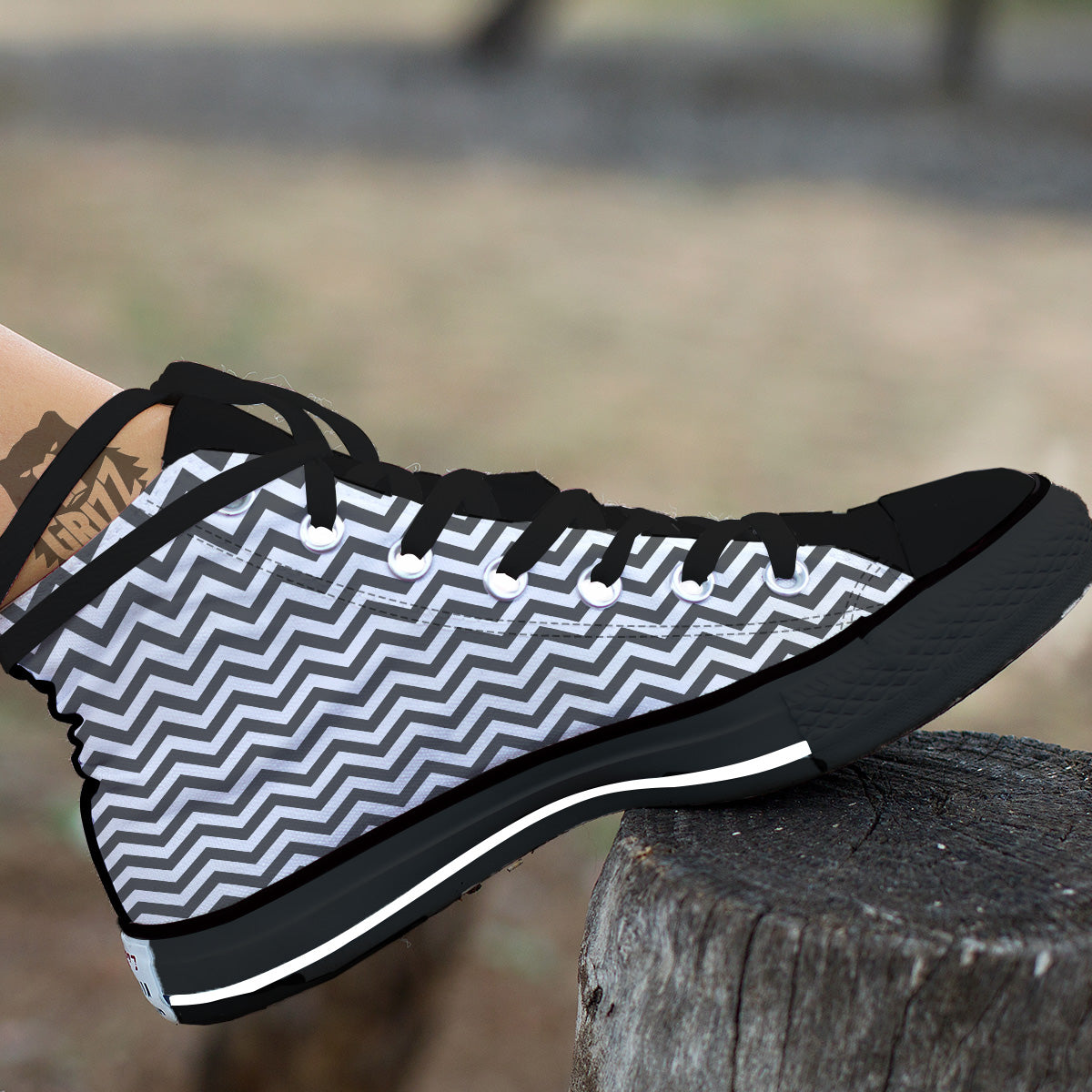 Grey Zigzag Print Pattern Black High Top Shoes-grizzshop