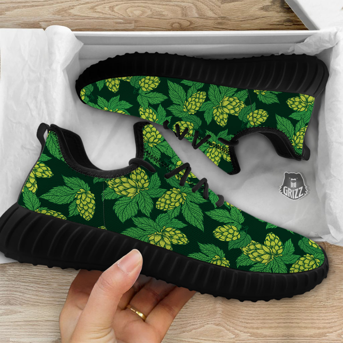 Hop Cone Vintage Print Pattern Black Walking Shoes-grizzshop