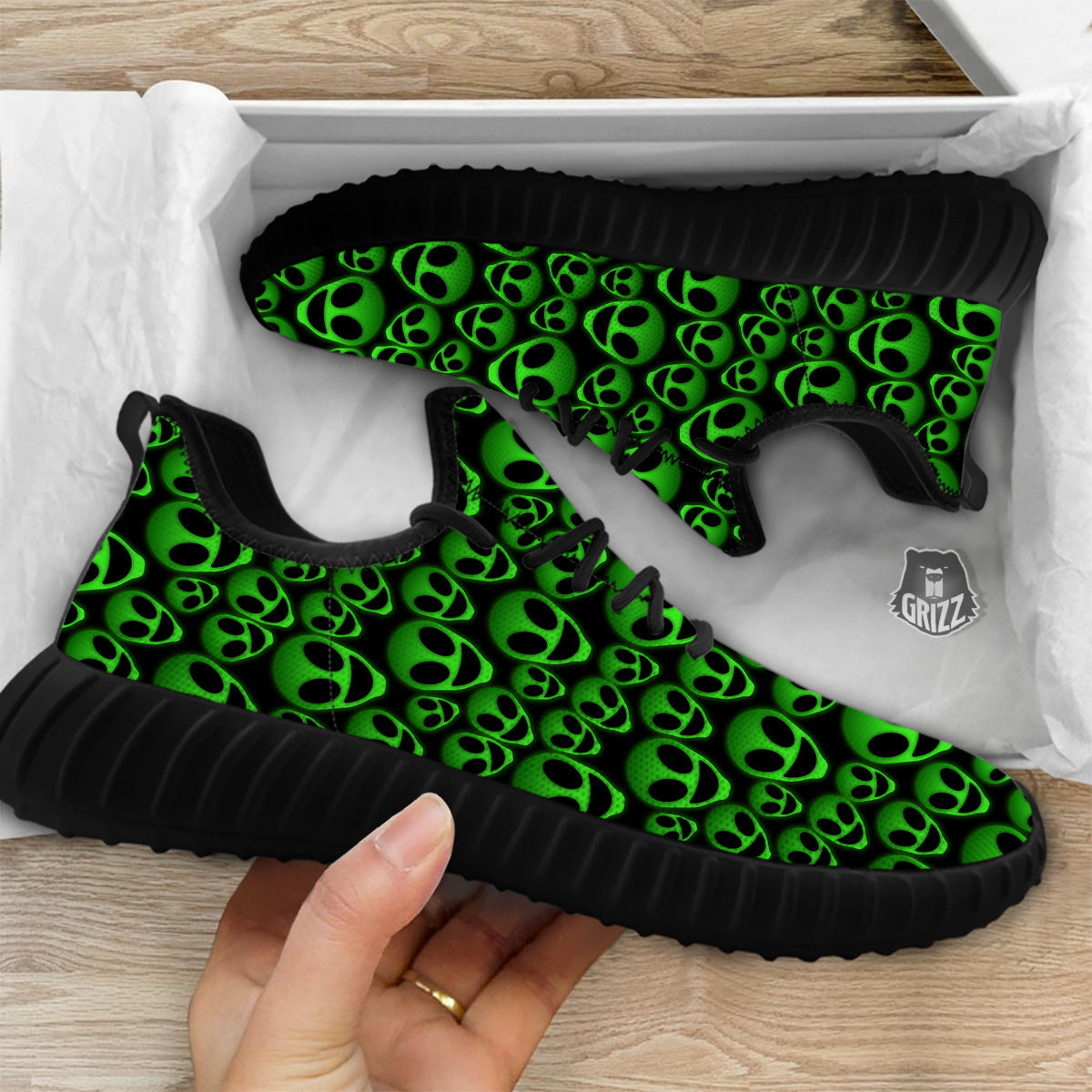 Horror Alien Green Neon Print Pattern Black Walking Shoes-grizzshop