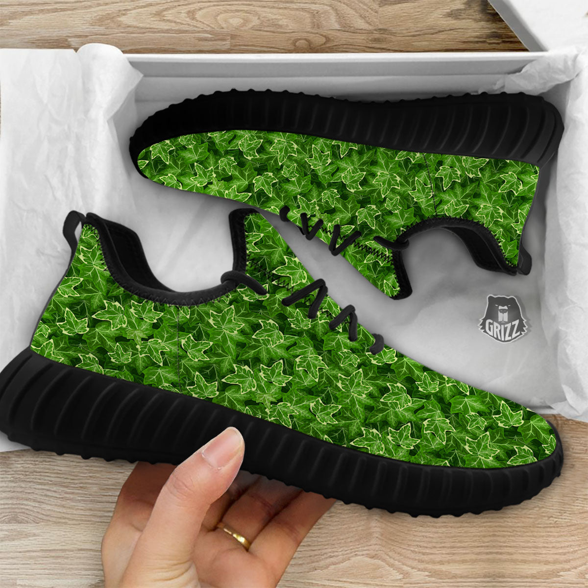 Ivy Leaf Green Print Pattern Black Walking Shoes-grizzshop