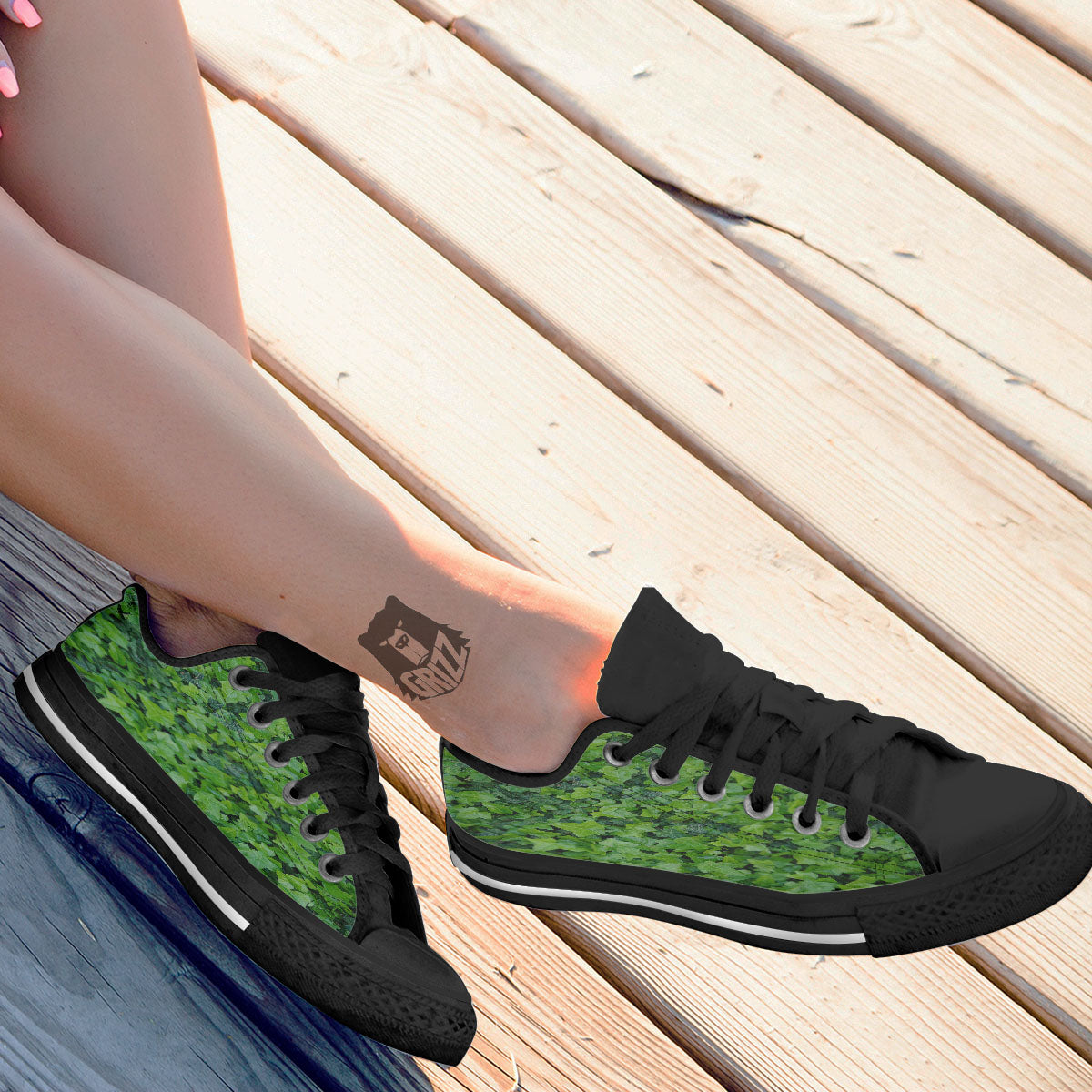 Ivy Wall Green Print Black Low Top Shoes-grizzshop