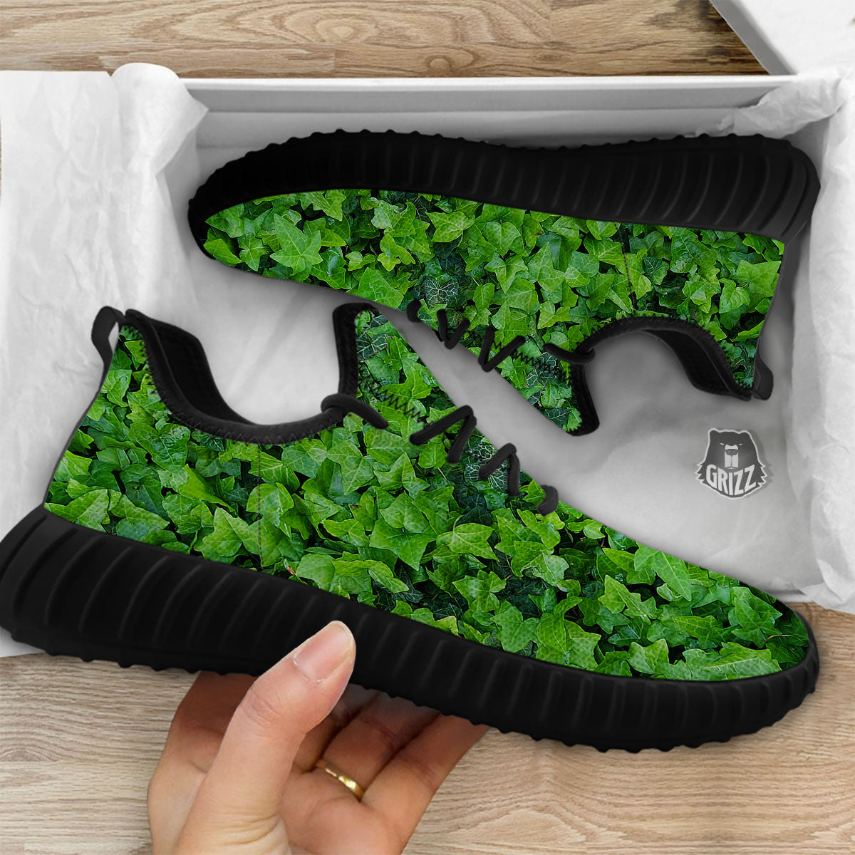 Ivy Wall Green Print Black Walking Shoes-grizzshop