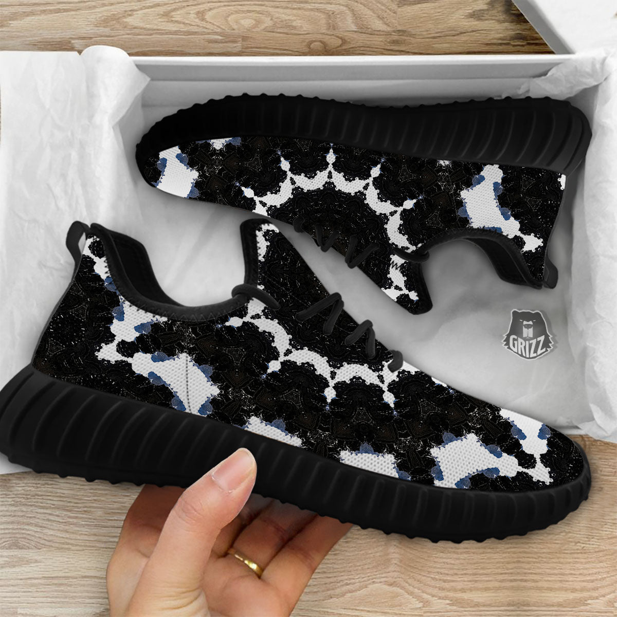 Kaleidoscope White And Black Print Black Walking Shoes-grizzshop
