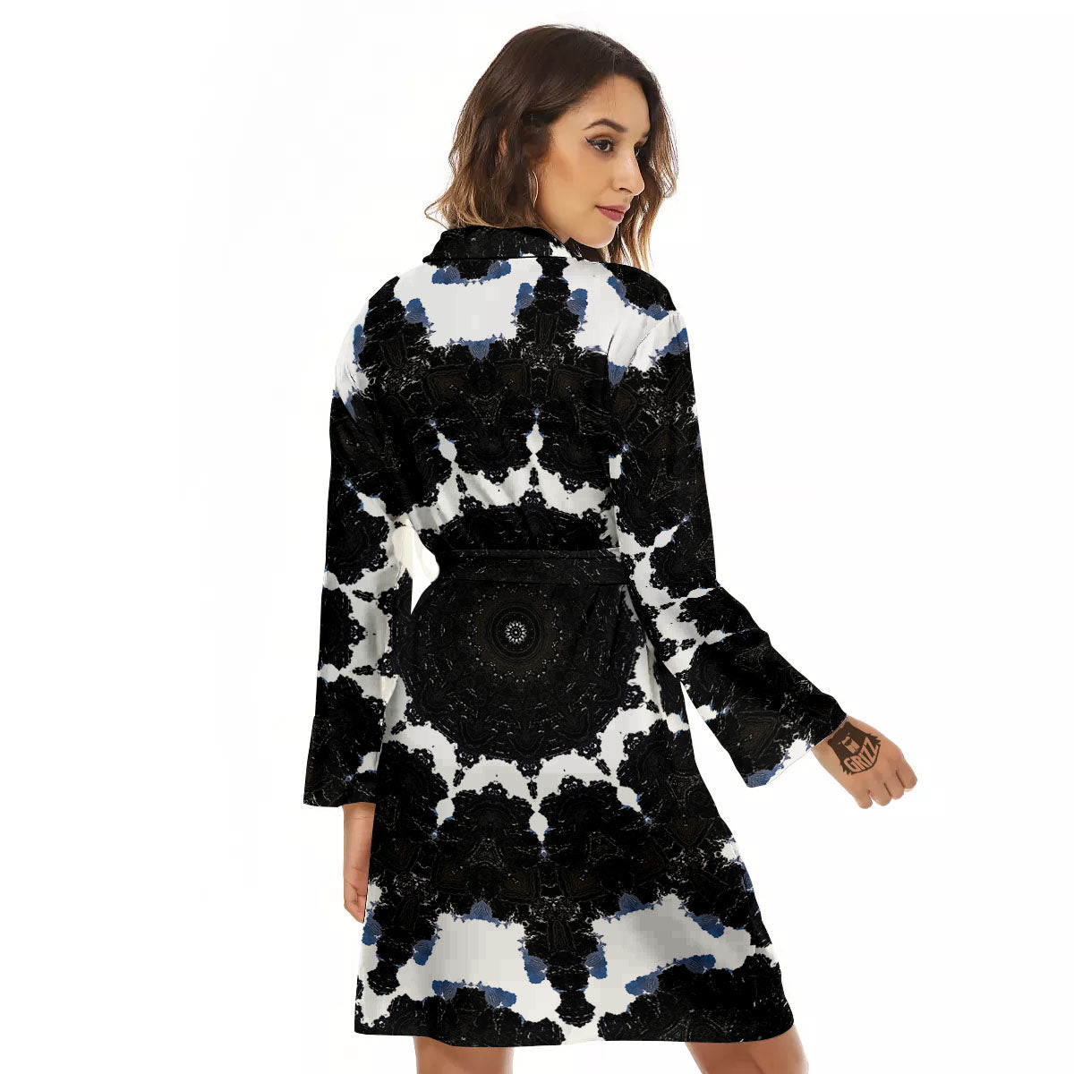 Kaleidoscope White And Black Print Women's Robe-grizzshop