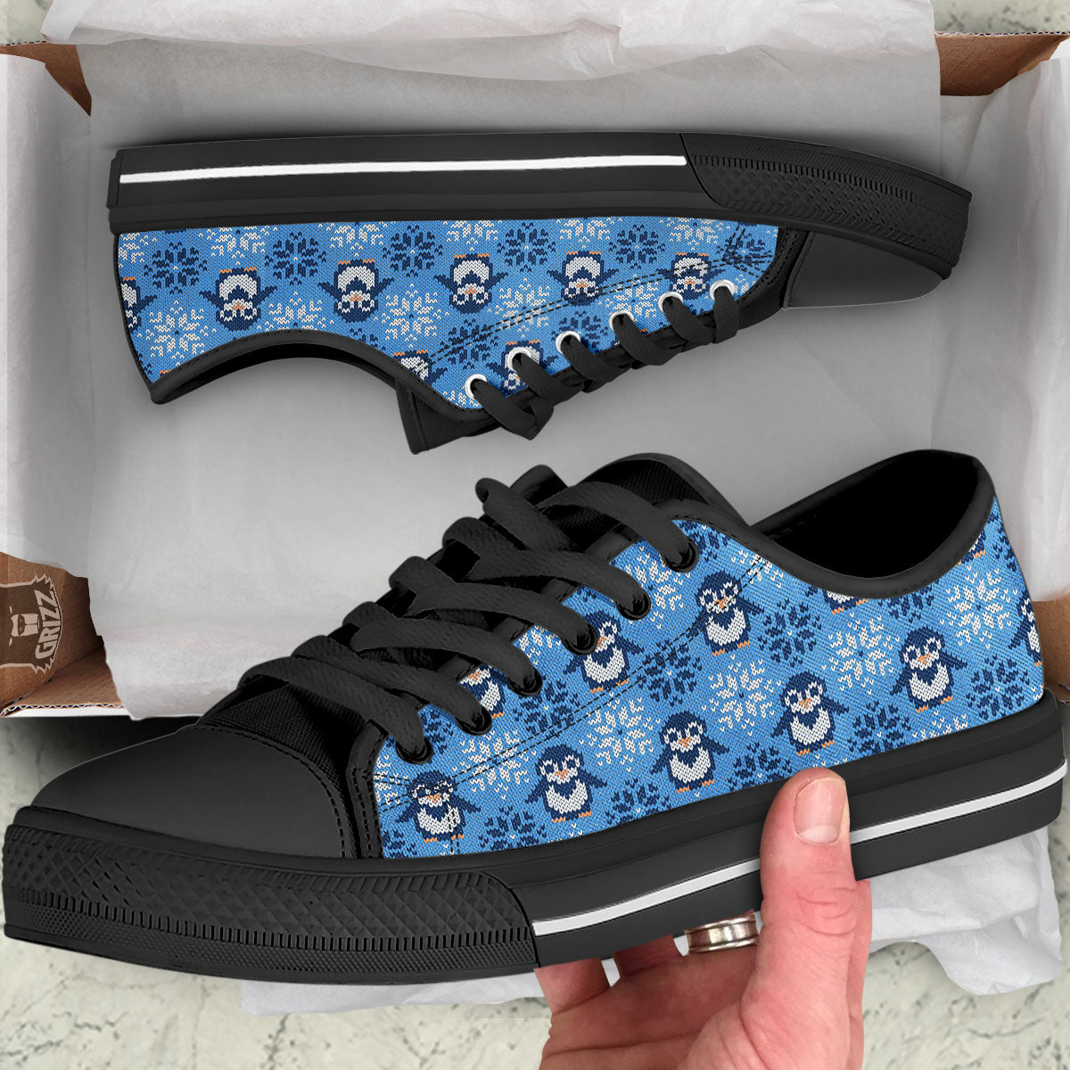 Knitted Snowy Penguin Print Pattern Black Low Top Shoes-grizzshop