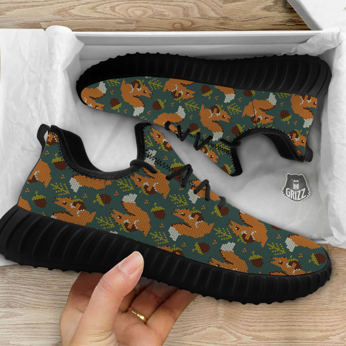 Knitted Squirrel Print Pattern Black Walking Shoes-grizzshop
