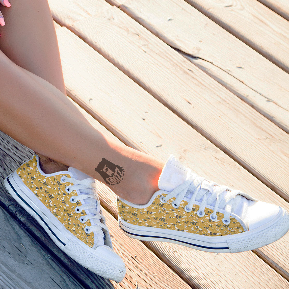 Little Bee Print Pattern White Low Top Shoes-grizzshop