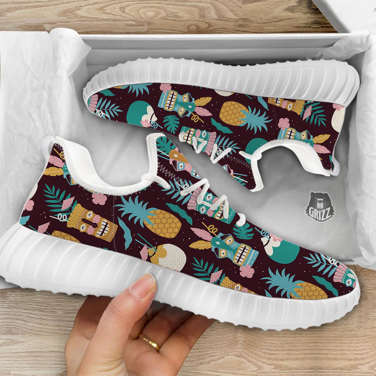 Luau Tiki Print Pattern White Walking Shoes-grizzshop