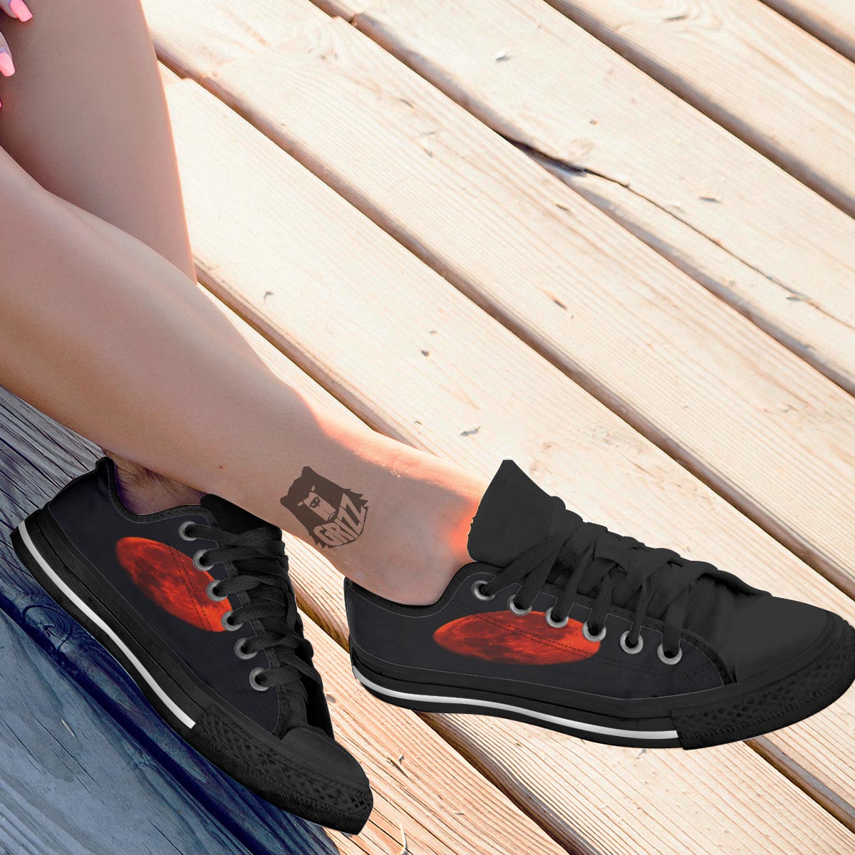 Lunar Eclipse Super Blood Moon Print Black Low Top Shoes-grizzshop