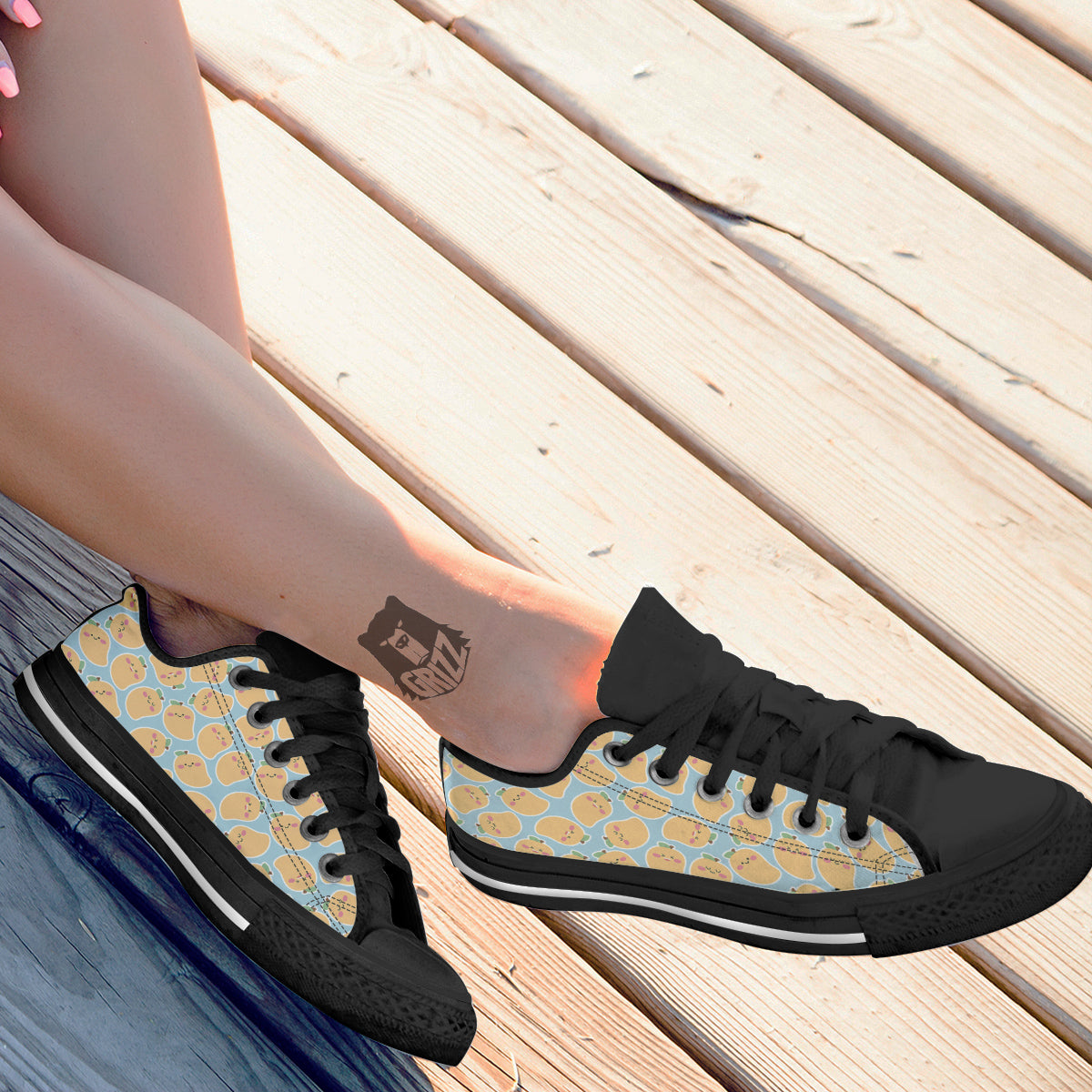 Mango Cute Print Pattern Black Low Top Shoes-grizzshop