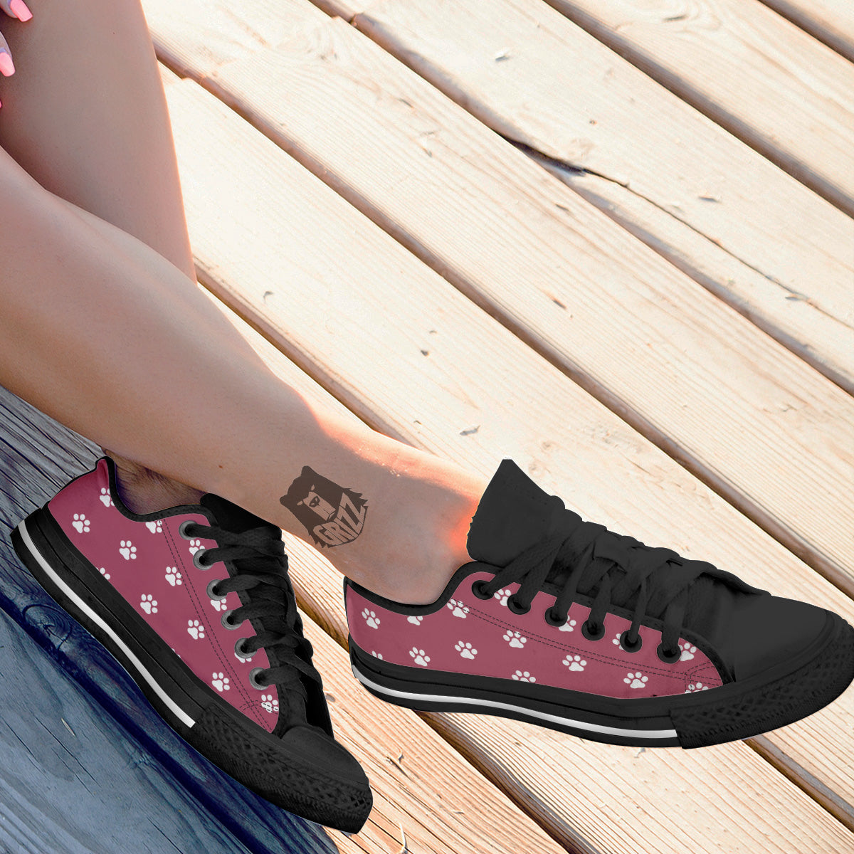 Maroon Paw Print Black Low Top Shoes-grizzshop