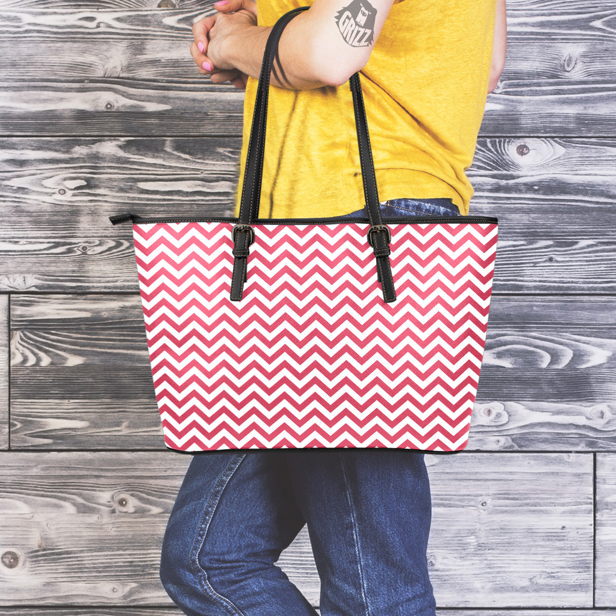 Maroon Zigzag Print Pattern Leather Tote Bag-grizzshop