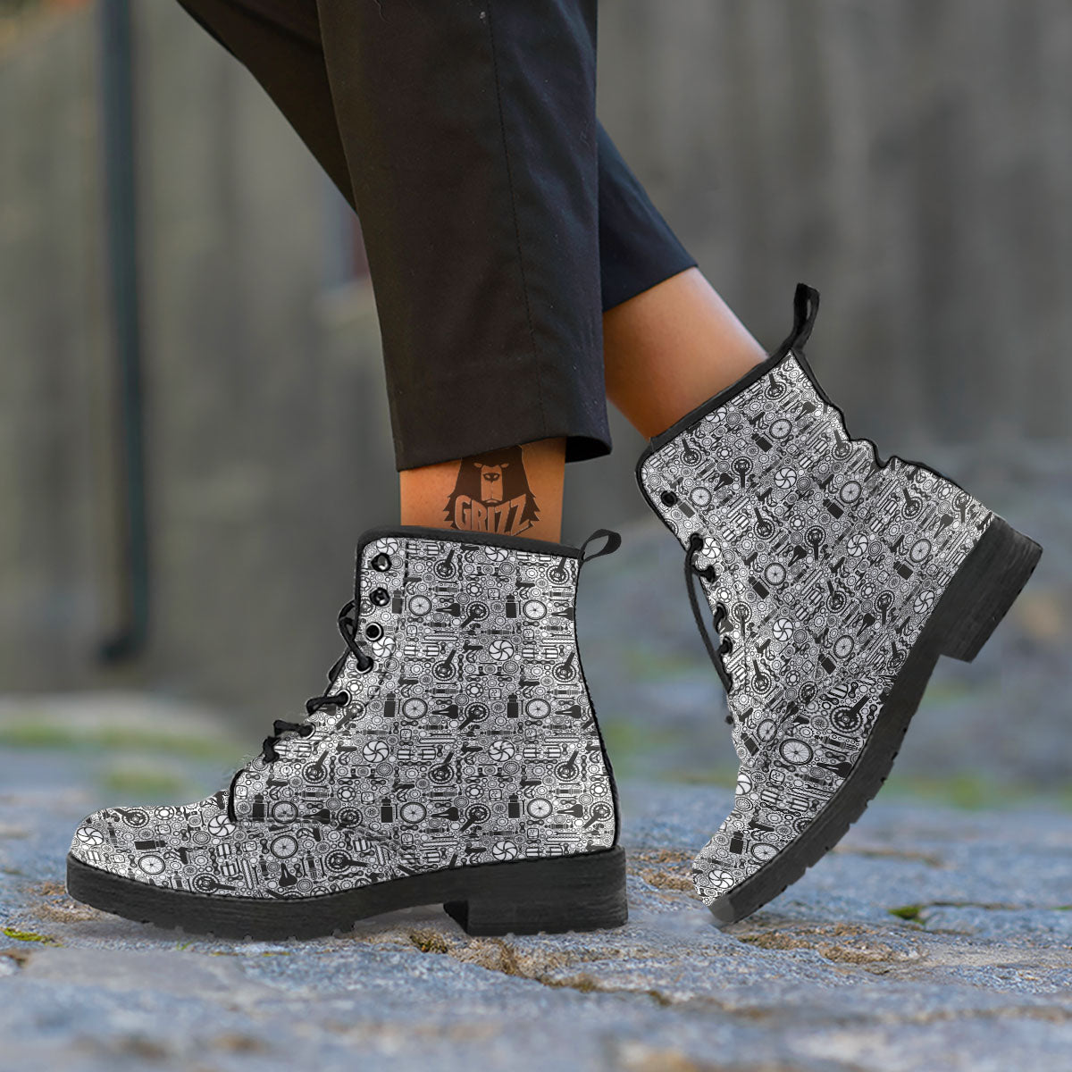 Mechanic White And Black Print Pattern Leather Boots-grizzshop