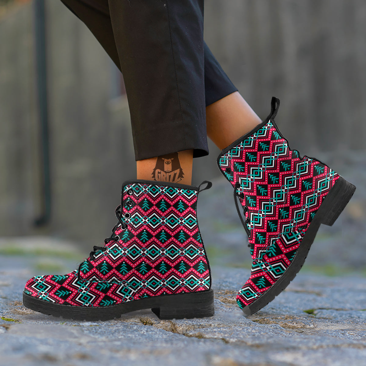 Merry Christmas Zigzag Print Pattern Leather Boots-grizzshop