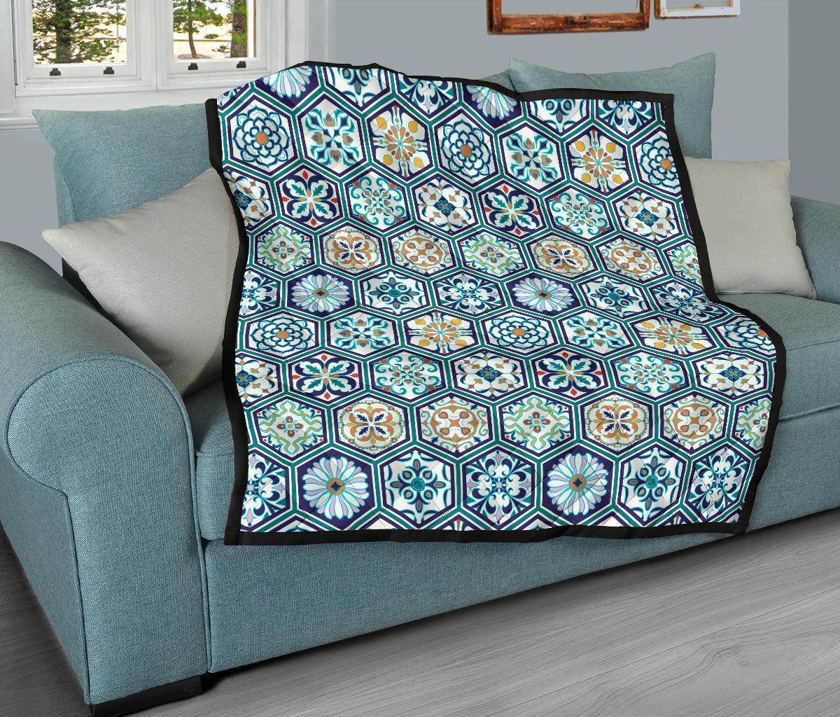 Mosaic Pattern Print Quilt-grizzshop