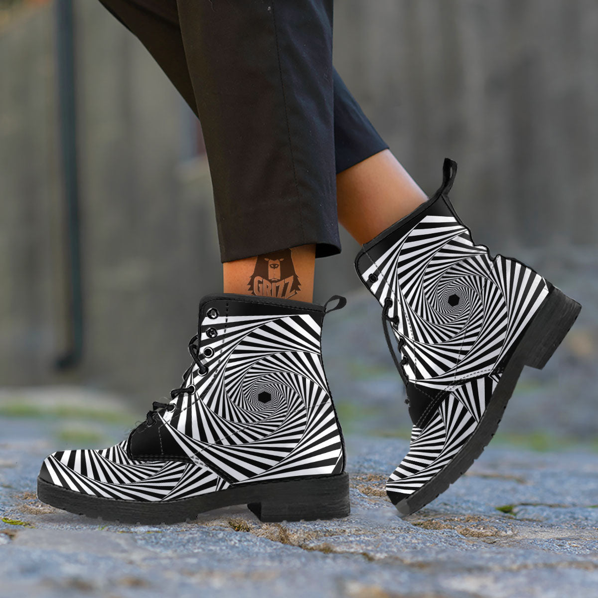 Motion Illusion Angular Swirl Print Leather Boots-grizzshop