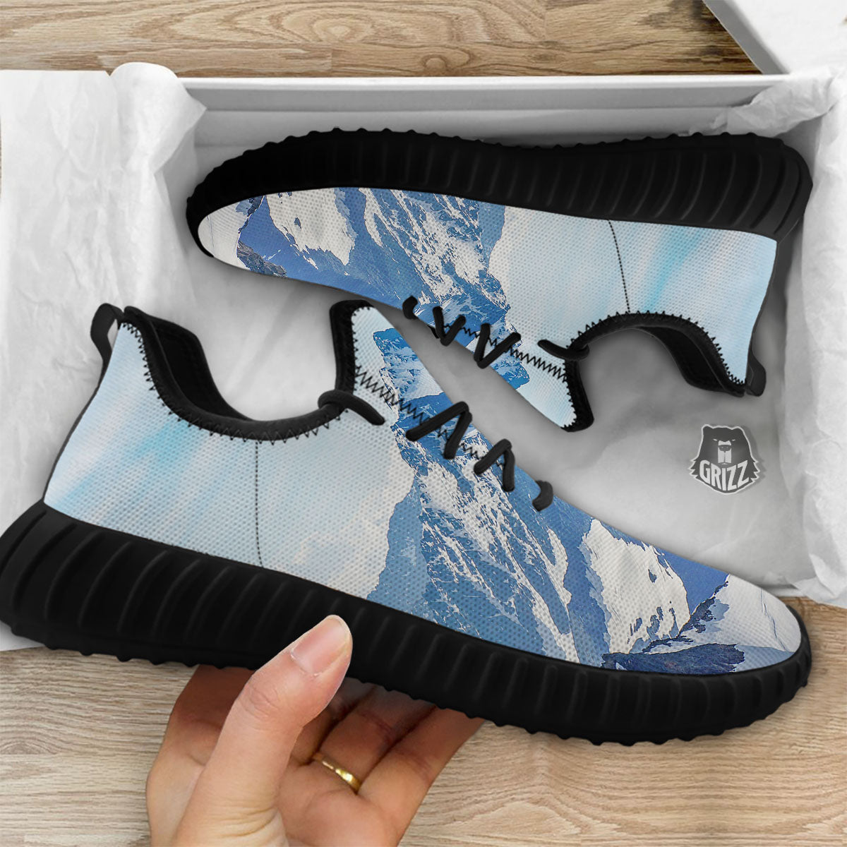 Mountain Alps Print Black Walking Shoes-grizzshop