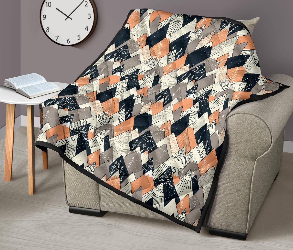 Mountain Pattern Print Quilt-grizzshop