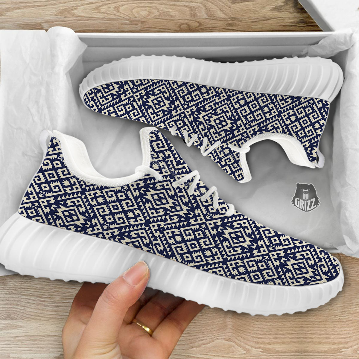 Navajo Native Indian Print Pattern White Walking Shoes-grizzshop