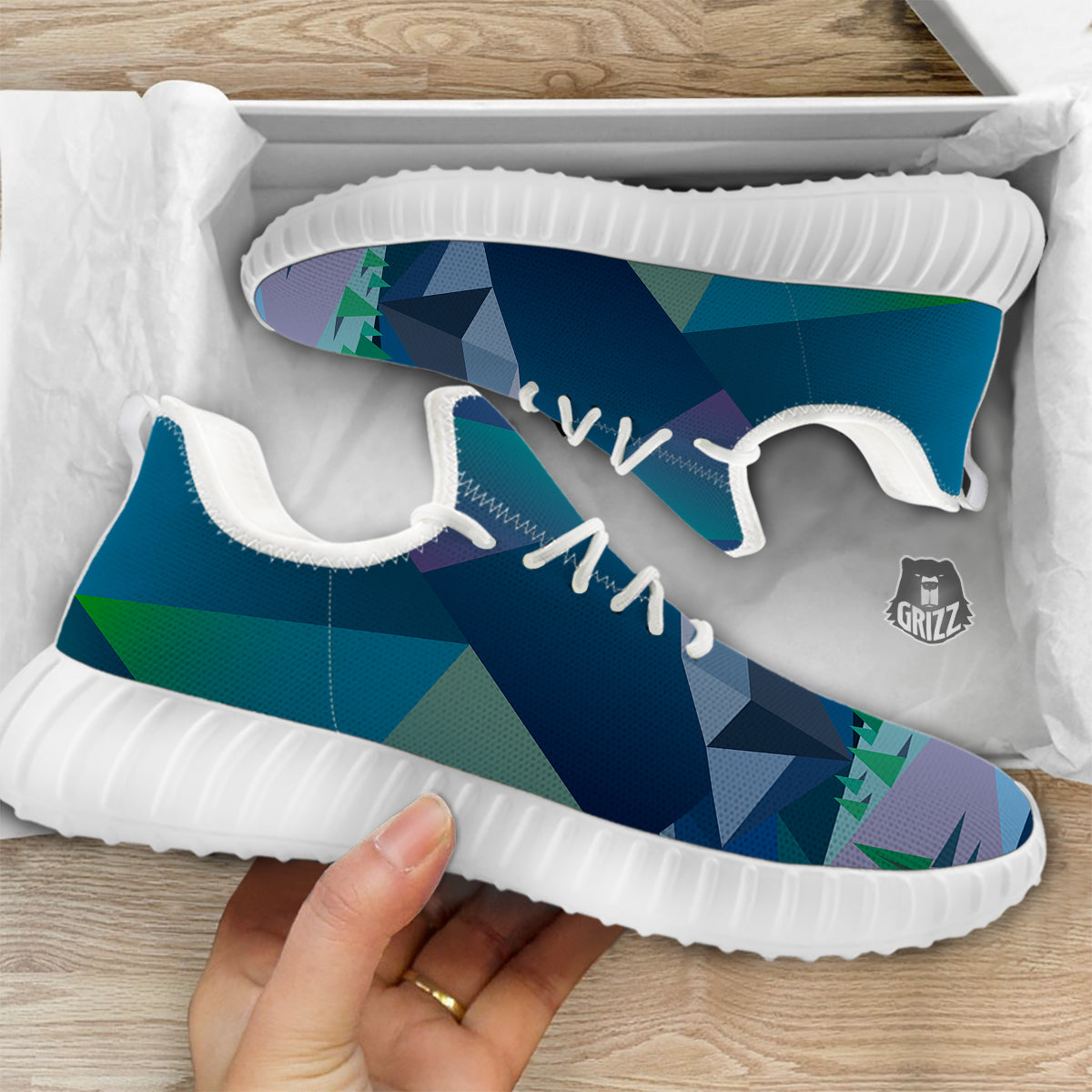 Northern Lights Geometric Polygonal Print White Walking Shoes-grizzshop