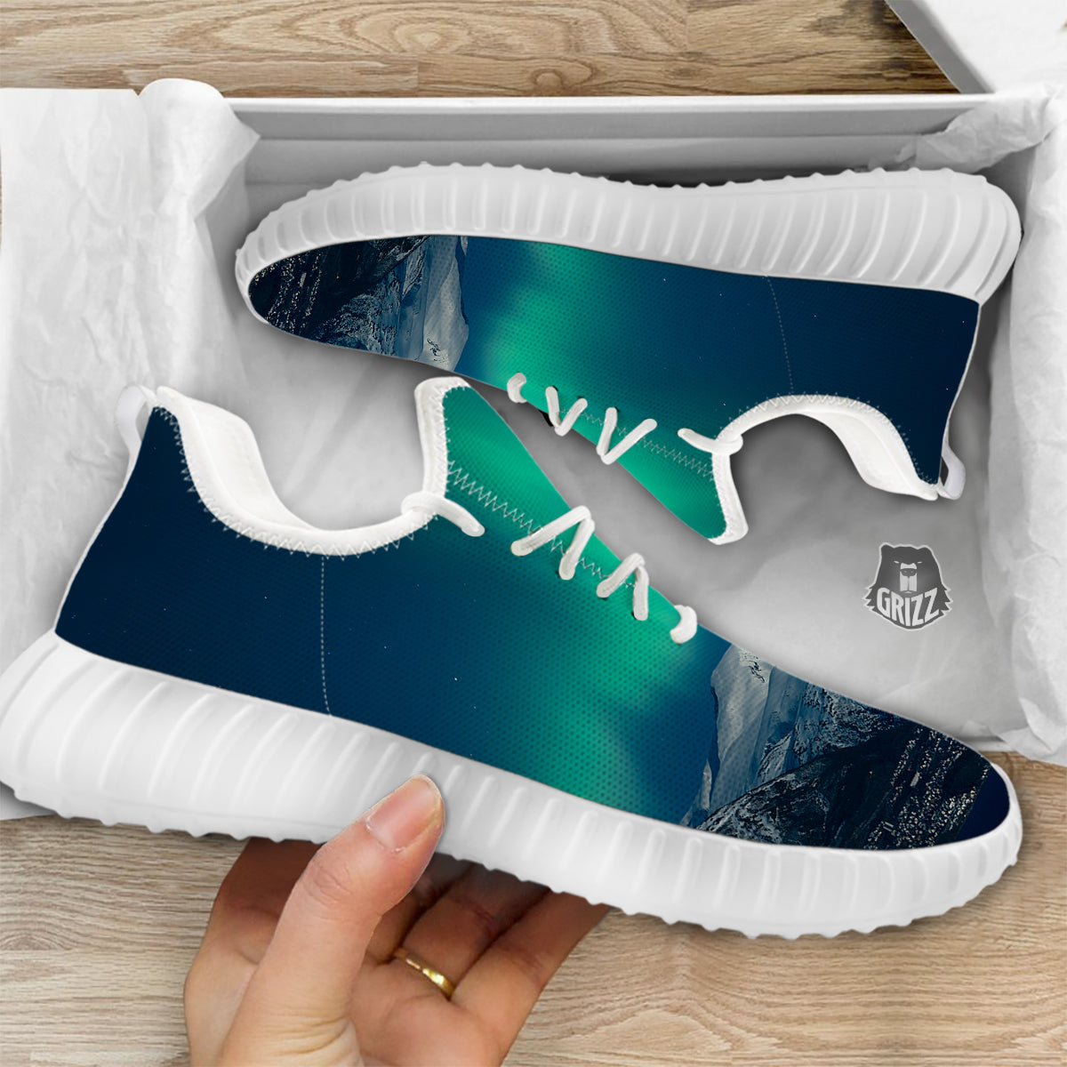 Northern Lights Print White Walking Shoes-grizzshop