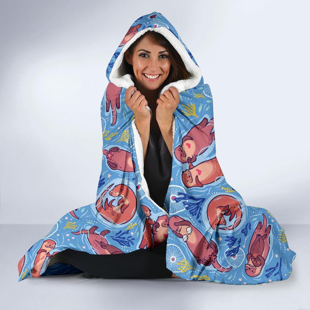 Otter Pattern Print Hooded Blanket-grizzshop