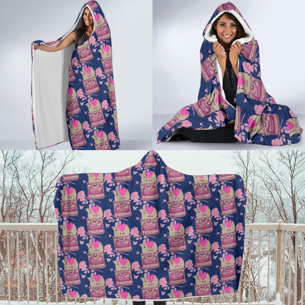 Pattern Typewriter Print Hooded Blanket-grizzshop