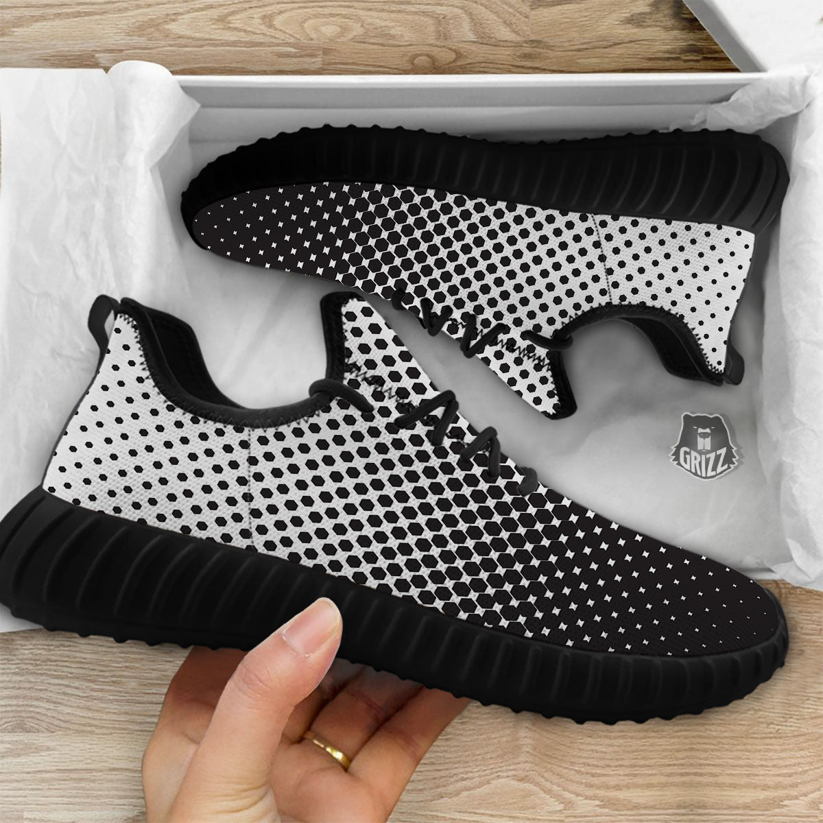 Pentagon Halftone Print Black Walking Shoes-grizzshop