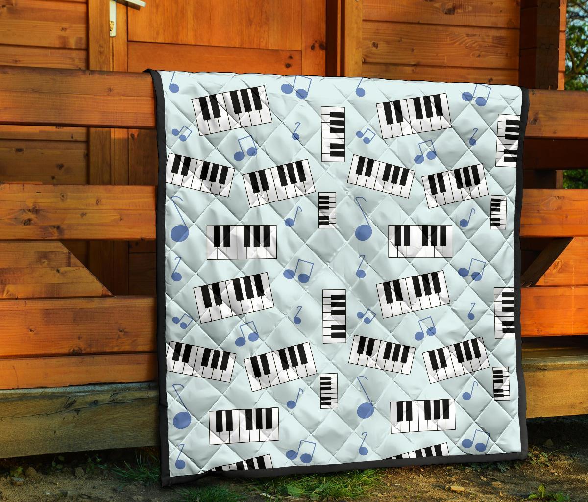 Piano Blue Pattern Print Quilt-grizzshop