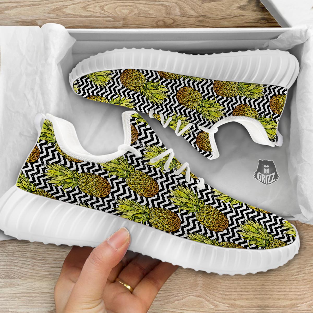 Pineapple White Zig Zag Print Pattern White Walking Shoes-grizzshop