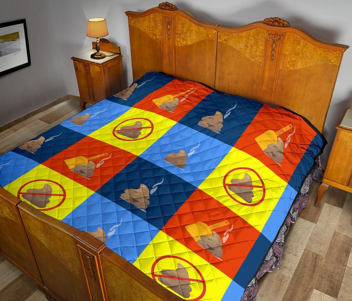 Poop Emoji Pattern Print Quilt-grizzshop