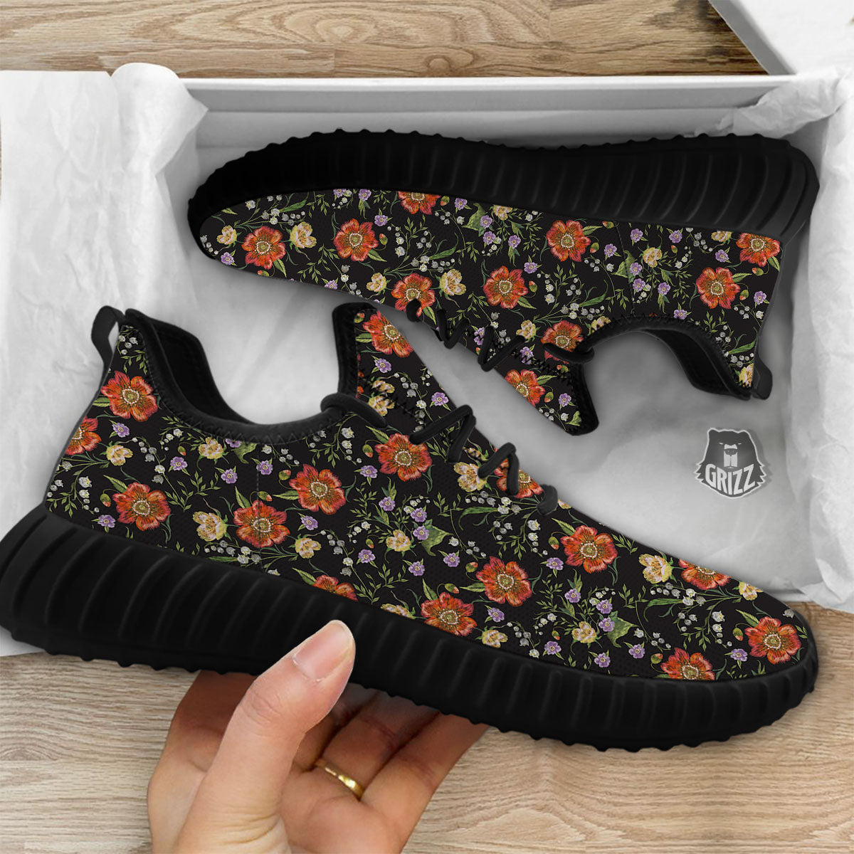 Poppy Embroidery Print Pattern Black Walking Shoes-grizzshop