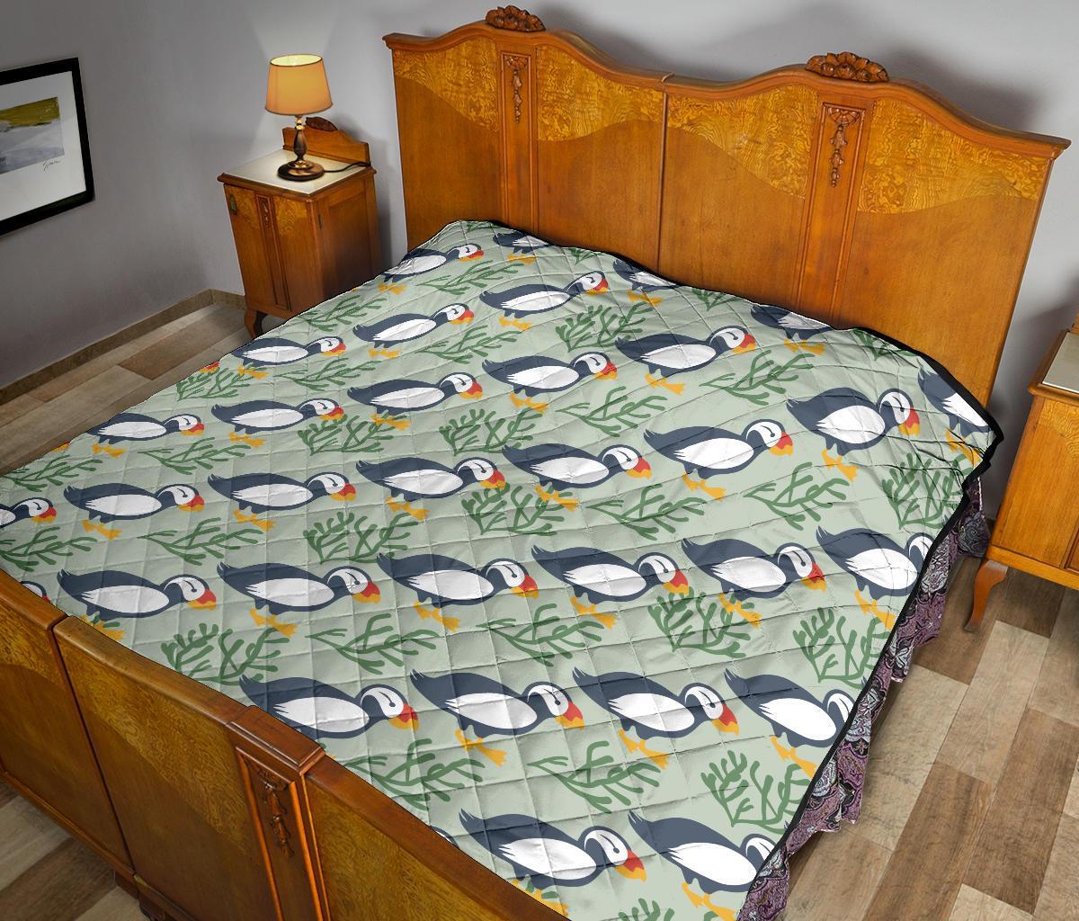 Puffin Cute Pattern Print Quilt-grizzshop