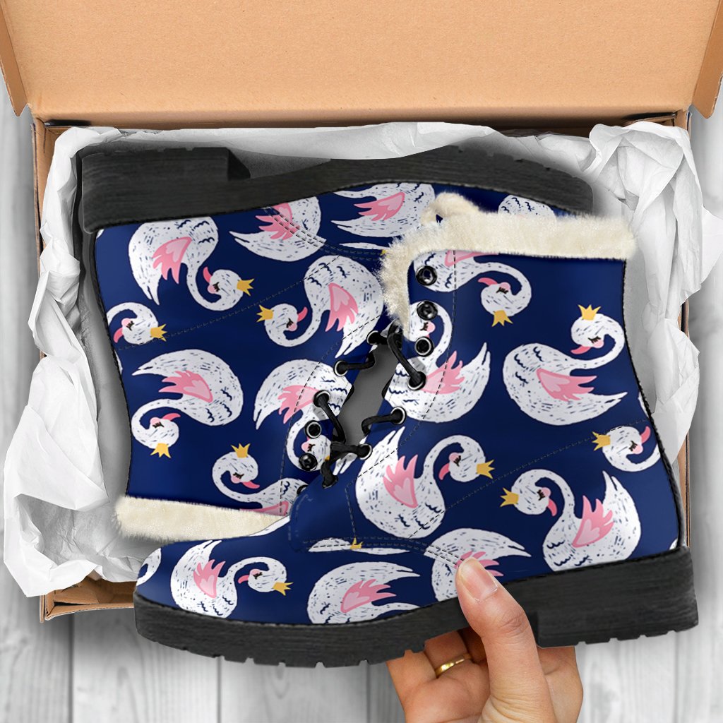 Queen Swan Pattern Print Comfy Winter Boots-grizzshop